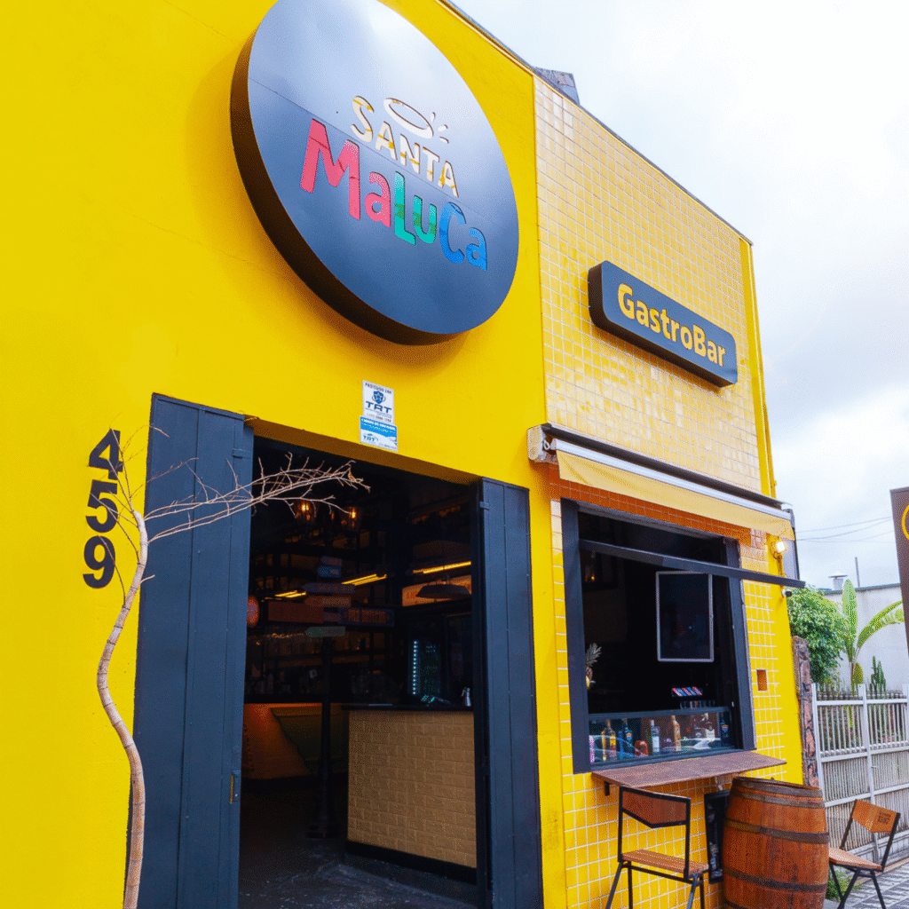 Fachada Santa Maluca Gastrobar em São Paulo